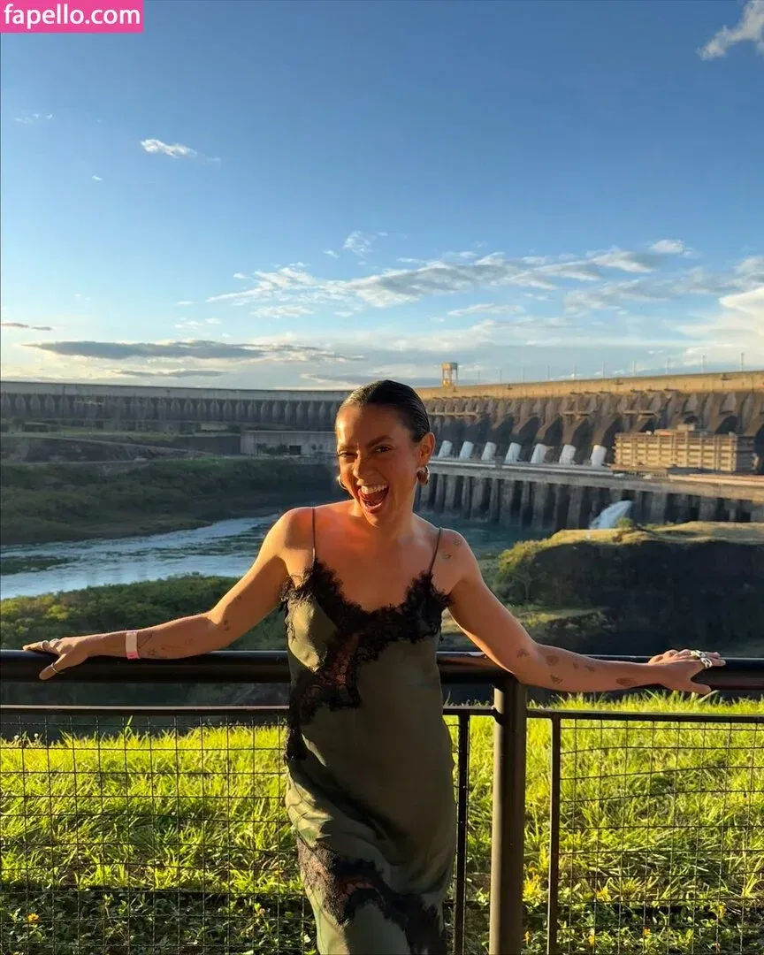 Valentina Bandeira / valenbandeira Onlyfans Photo Gallery 