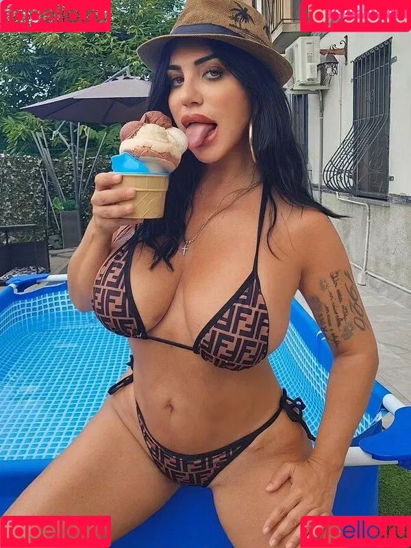 Marika Fruscio / marikafruscio10 Onlyfans Photo Gallery 