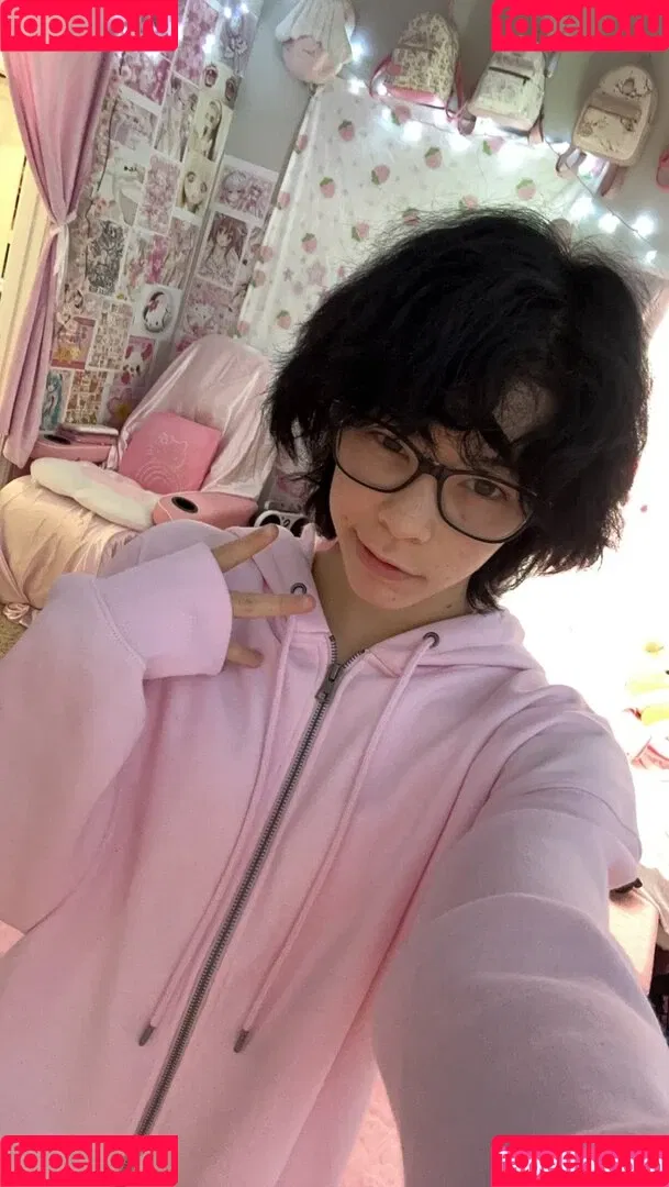 blushy.mallow / blushymallow / pastelblushy Onlyfans Photo Gallery 