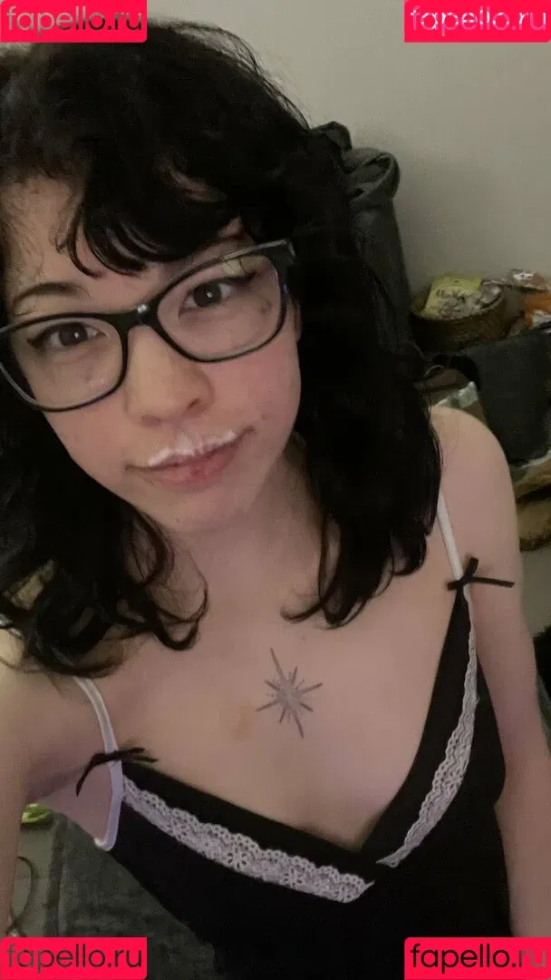 blushy.mallow / blushymallow / pastelblushy Onlyfans Photo Gallery 