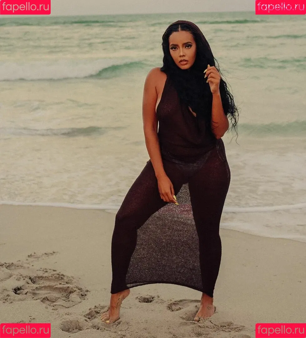 Angela Simmons / angelasimmons Onlyfans Photo Gallery 