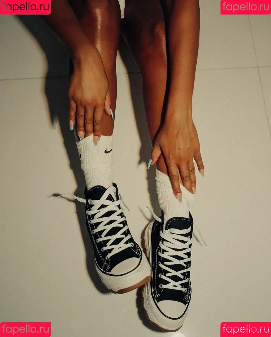 Angela Simmons / angelasimmons Onlyfans Photo Gallery 