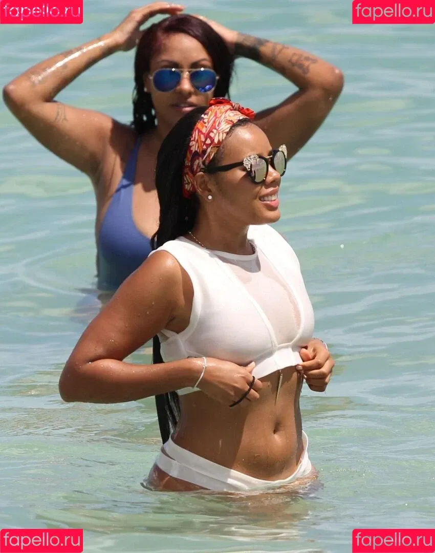 Angela Simmons / angelasimmons Onlyfans Photo Gallery 