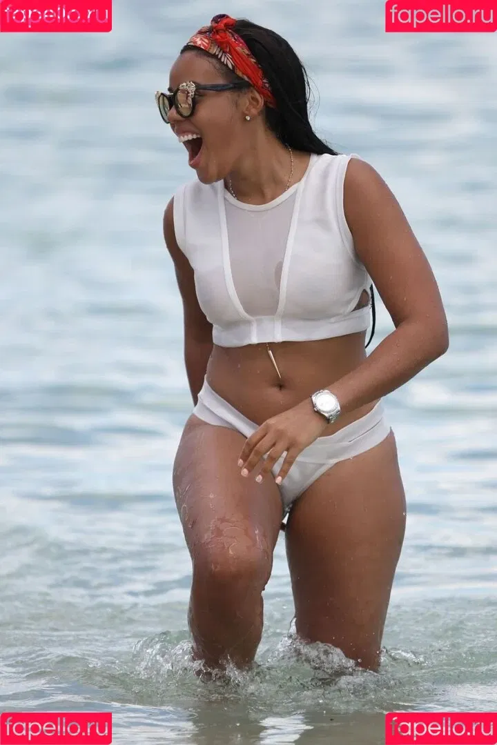 Angela Simmons / angelasimmons Onlyfans Photo Gallery 