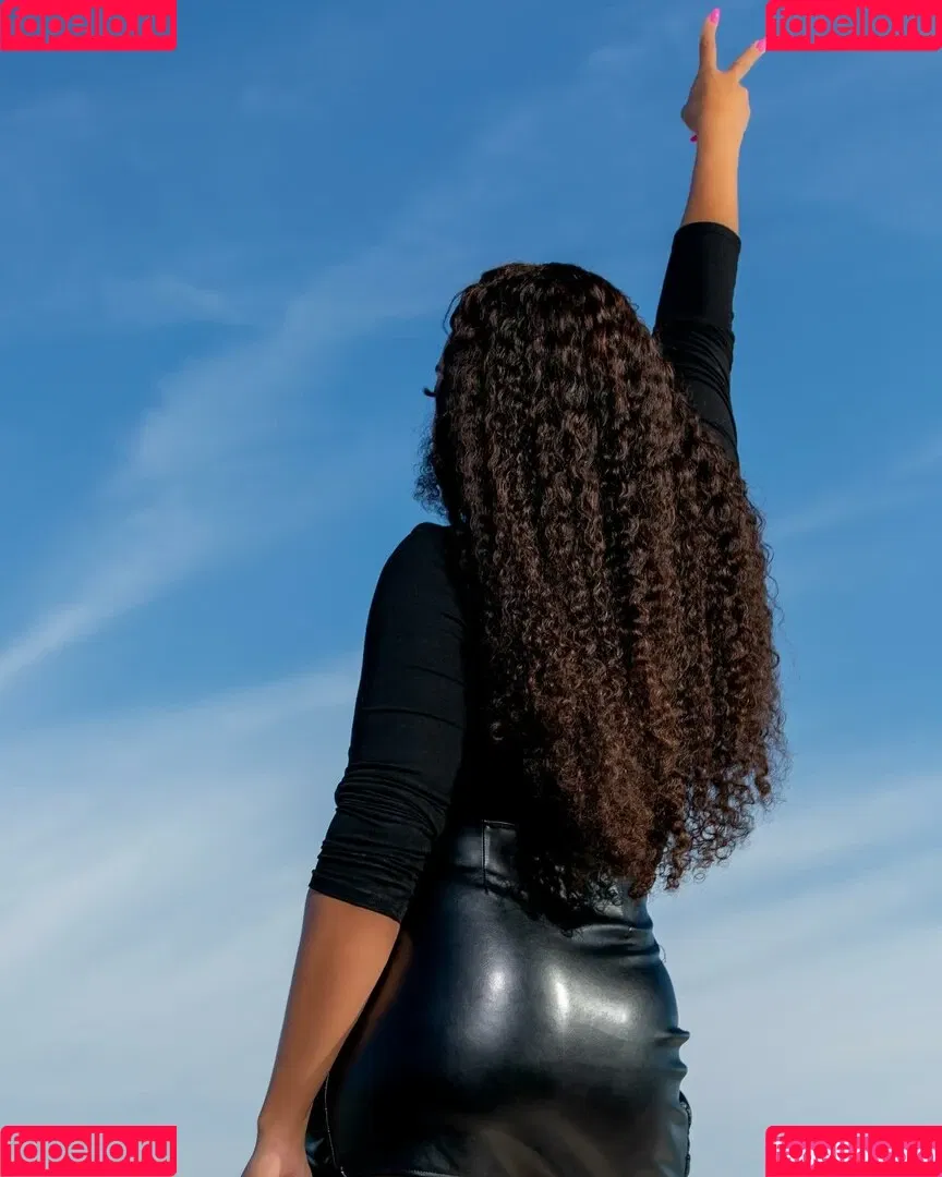 Angela Simmons / angelasimmons Onlyfans Photo Gallery 