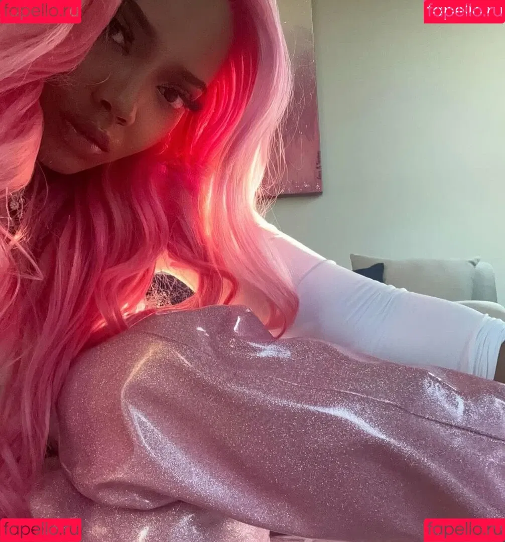 Angela Simmons / angelasimmons Onlyfans Photo Gallery 