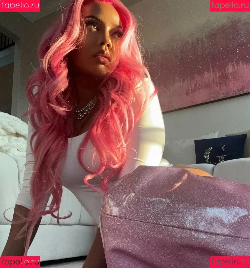 Angela Simmons / angelasimmons Onlyfans Photo Gallery 