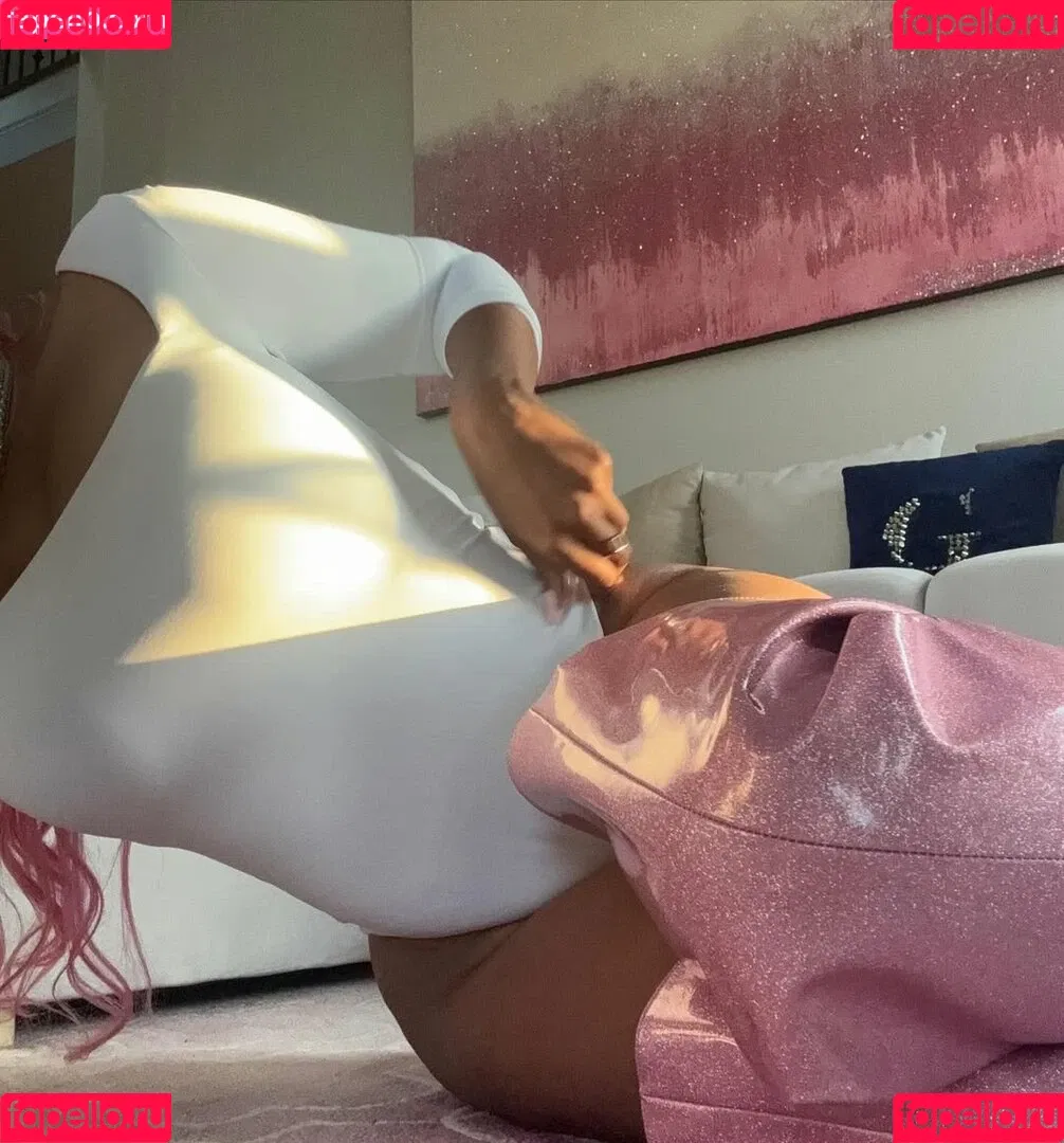 Angela Simmons / angelasimmons Onlyfans Photo Gallery 