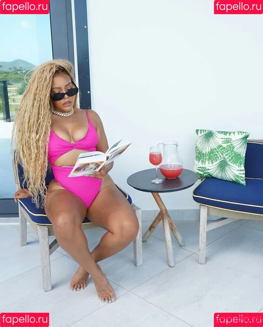 Angela Simmons / angelasimmons Onlyfans Photo Gallery 