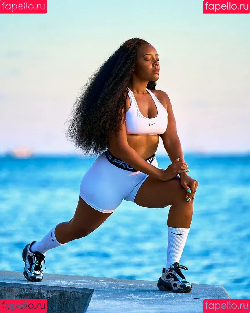 Angela Simmons / angelasimmons Onlyfans Photo Gallery 