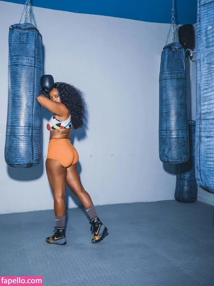 Angela Simmons / angelasimmons Onlyfans Photo Gallery 