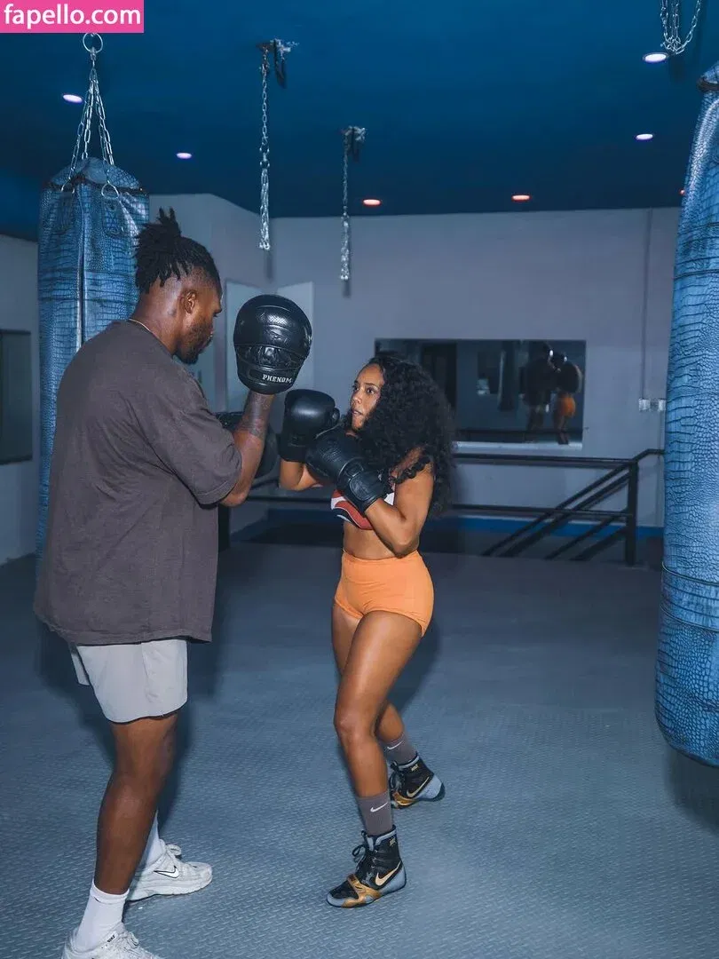 Angela Simmons / angelasimmons Onlyfans Photo Gallery 