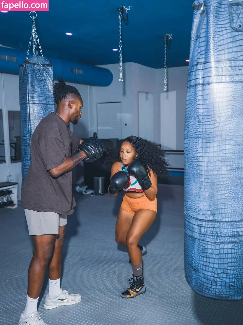 Angela Simmons / angelasimmons Onlyfans Photo Gallery 