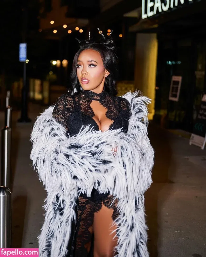 Angela Simmons / angelasimmons Onlyfans Photo Gallery 
