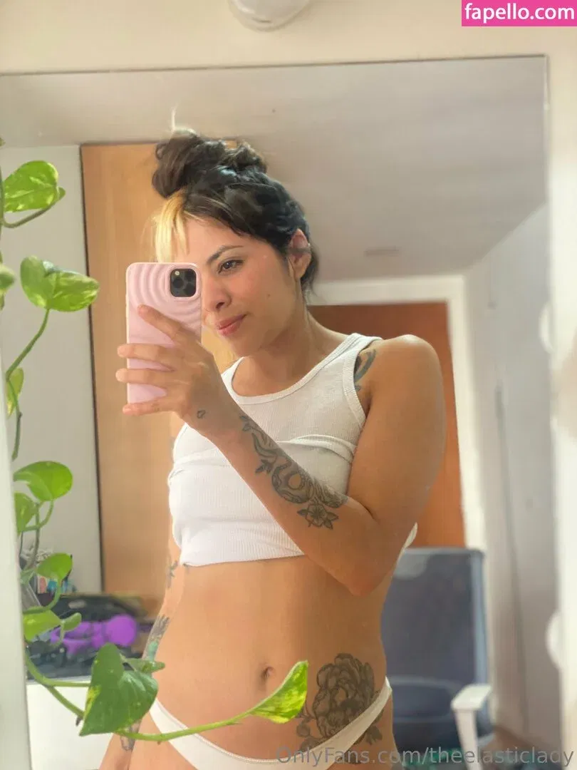 theelasticlady / theladyleshea Onlyfans Photo Gallery 