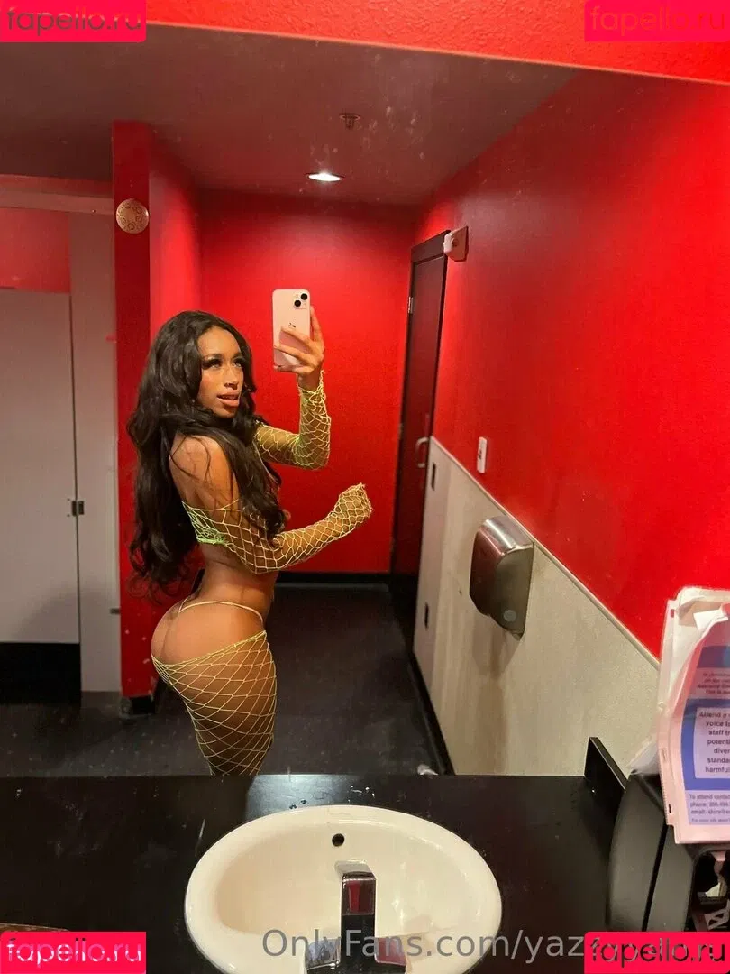 Queen Yasmeena / yazzylonglegs / yazzyyams Onlyfans Photo Gallery 