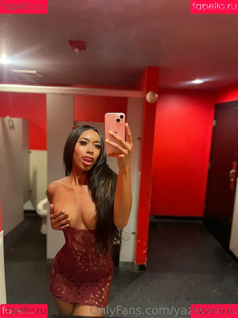 Queen Yasmeena / yazzylonglegs / yazzyyams Onlyfans Photo Gallery 