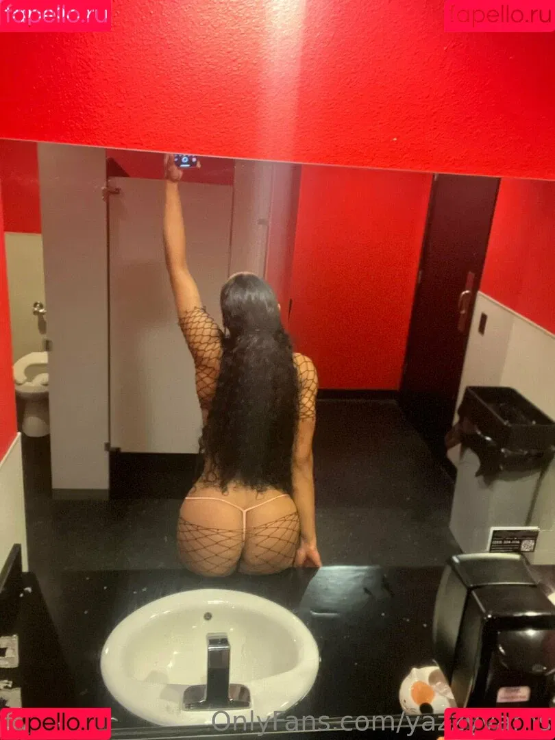 Queen Yasmeena / yazzylonglegs / yazzyyams Onlyfans Photo Gallery 