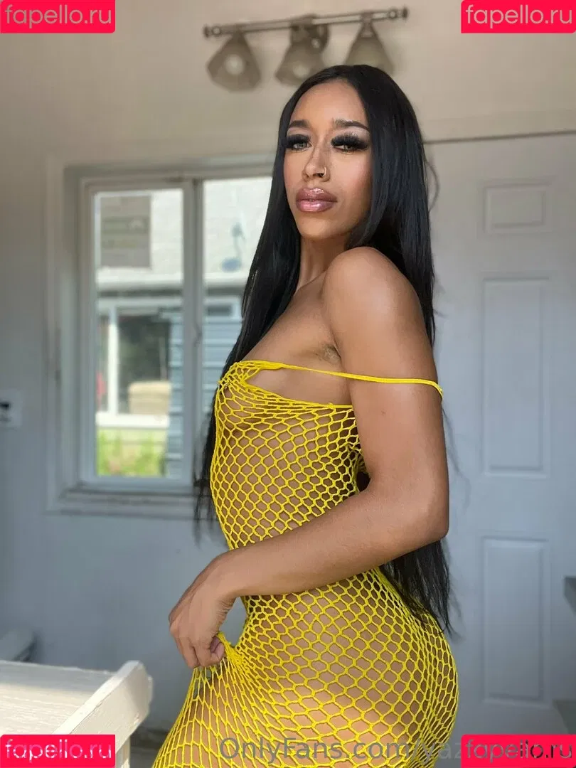 Queen Yasmeena / yazzylonglegs / yazzyyams Onlyfans Photo Gallery 