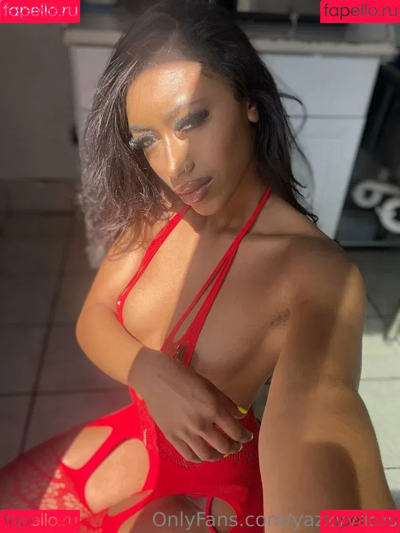 Queen Yasmeena / yazzylonglegs / yazzyyams Onlyfans Photo Gallery 