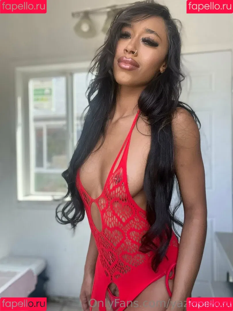 Queen Yasmeena / yazzylonglegs / yazzyyams Onlyfans Photo Gallery 