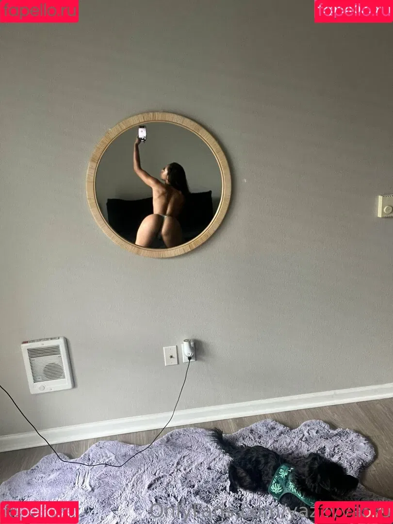 Queen Yasmeena / yazzylonglegs / yazzyyams Onlyfans Photo Gallery 