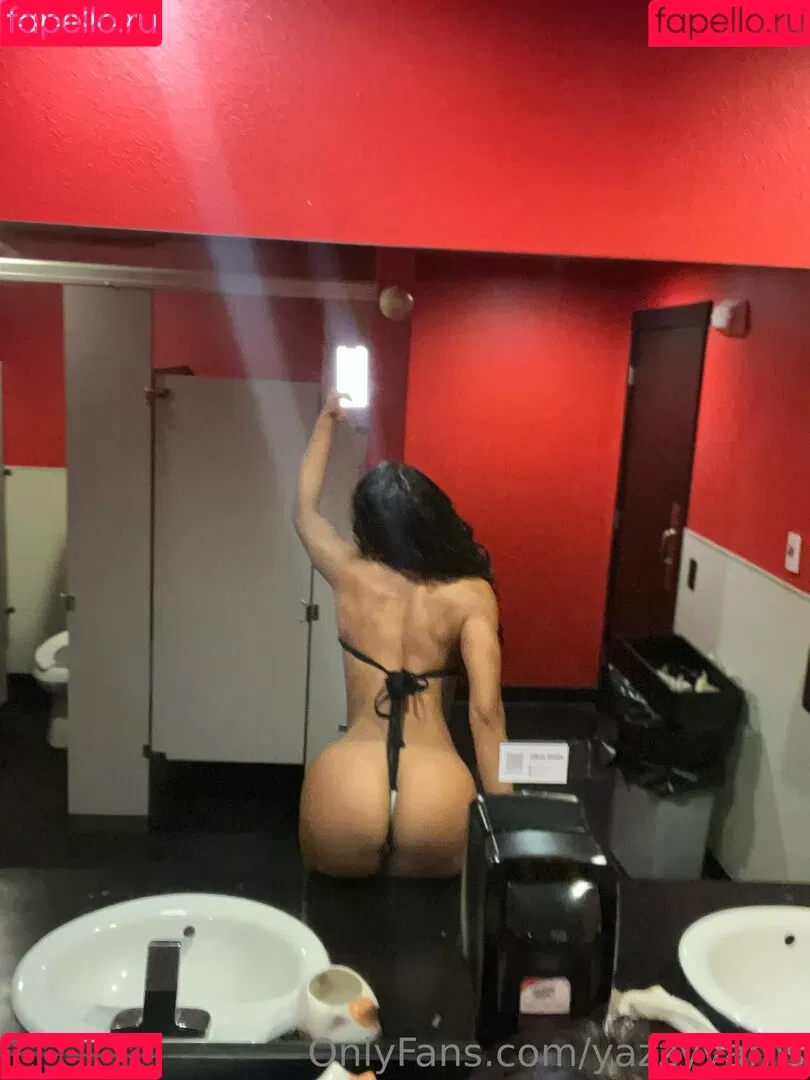 Queen Yasmeena / yazzylonglegs / yazzyyams Onlyfans Photo Gallery 