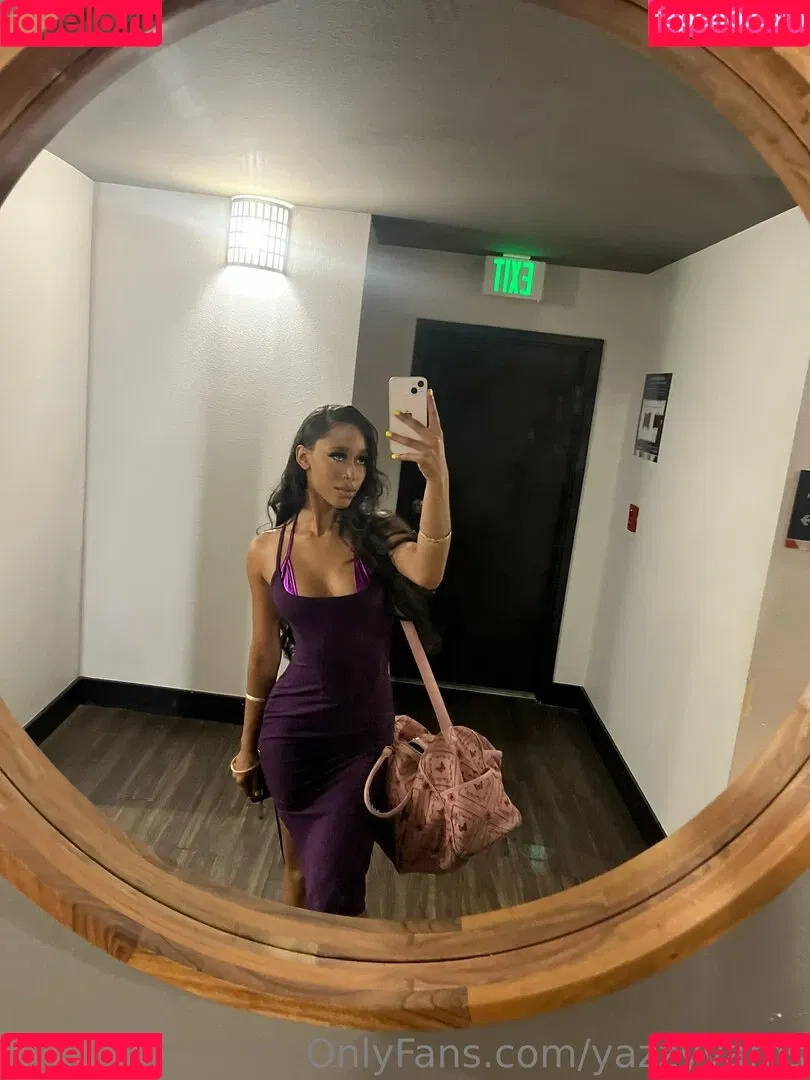 Queen Yasmeena / yazzylonglegs / yazzyyams Onlyfans Photo Gallery 