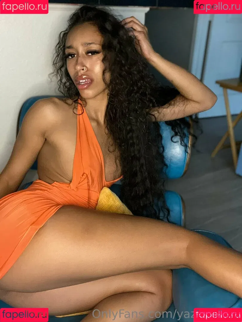 Queen Yasmeena / yazzylonglegs / yazzyyams Onlyfans Photo Gallery 