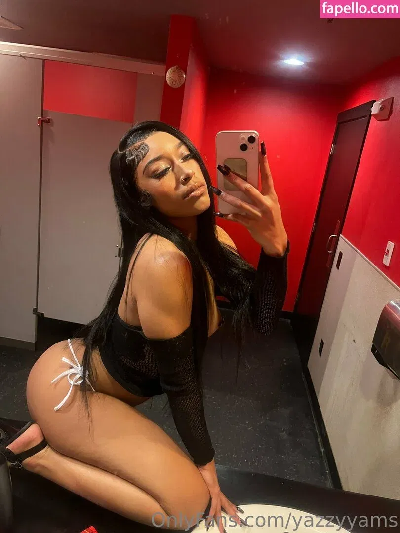 Queen Yasmeena / yazzylonglegs / yazzyyams Onlyfans Photo Gallery 