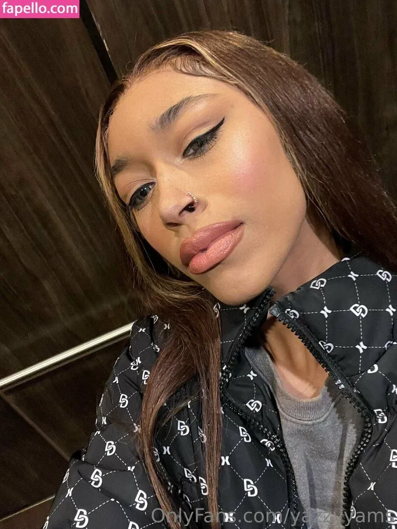 Queen Yasmeena / yazzylonglegs / yazzyyams Onlyfans Photo Gallery 