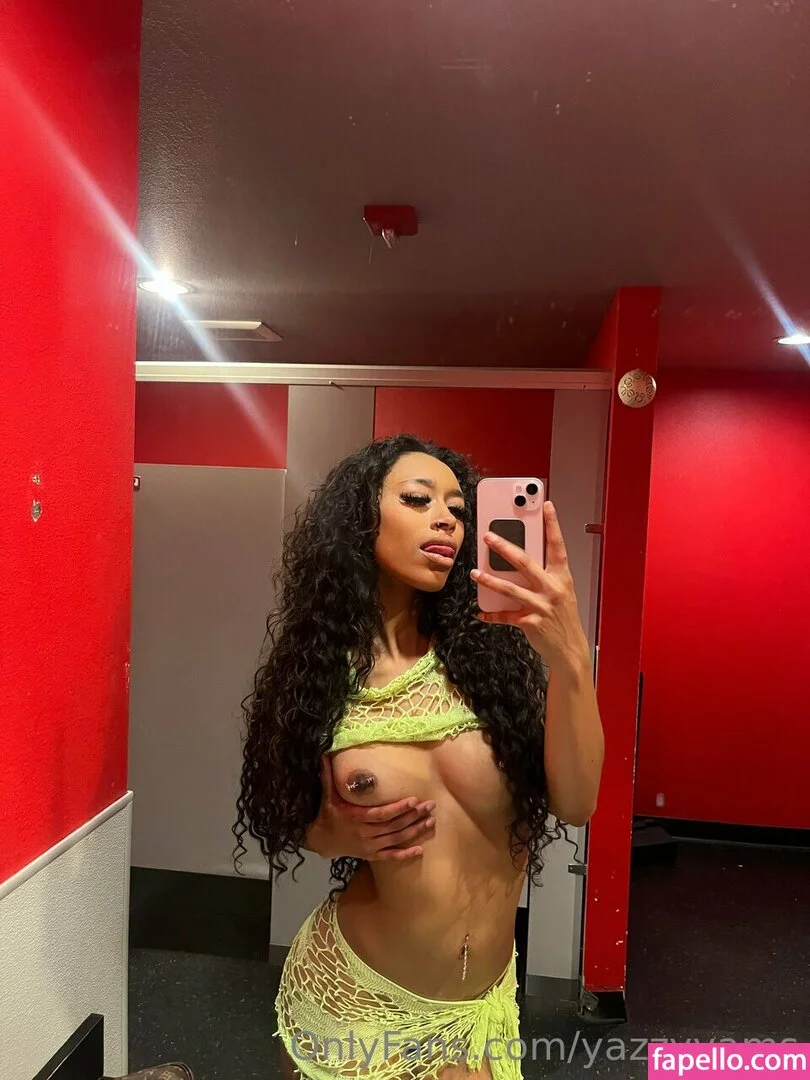 Queen Yasmeena / yazzylonglegs / yazzyyams Onlyfans Photo Gallery 