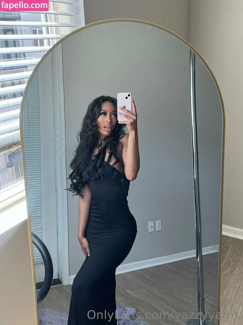 Queen Yasmeena / yazzylonglegs / yazzyyams Onlyfans Photo Gallery 