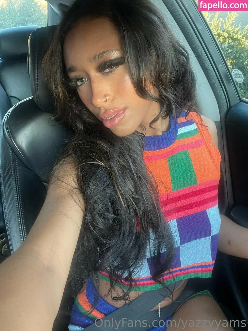 Queen Yasmeena / yazzylonglegs / yazzyyams Onlyfans Photo Gallery 