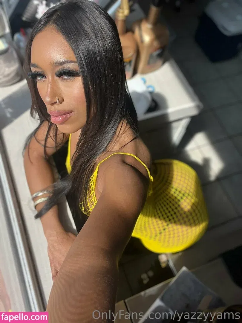 Queen Yasmeena / yazzylonglegs / yazzyyams Onlyfans Photo Gallery 