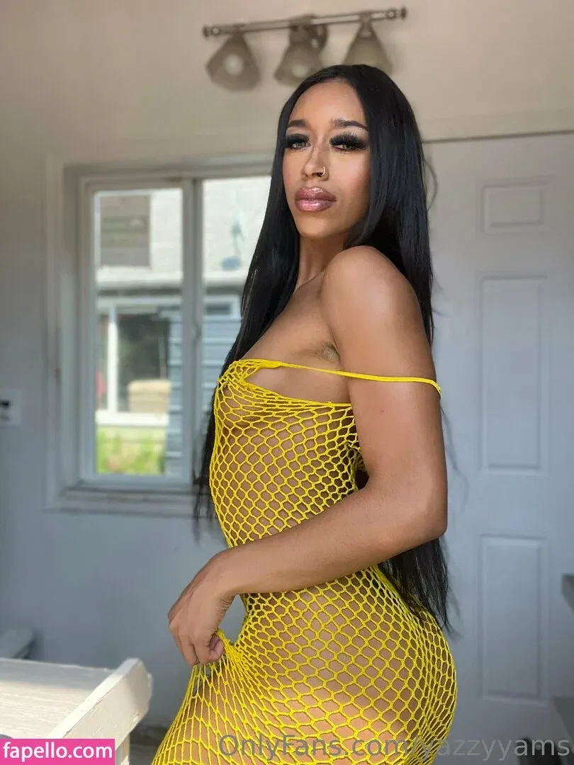 Queen Yasmeena / yazzylonglegs / yazzyyams Onlyfans Photo Gallery 