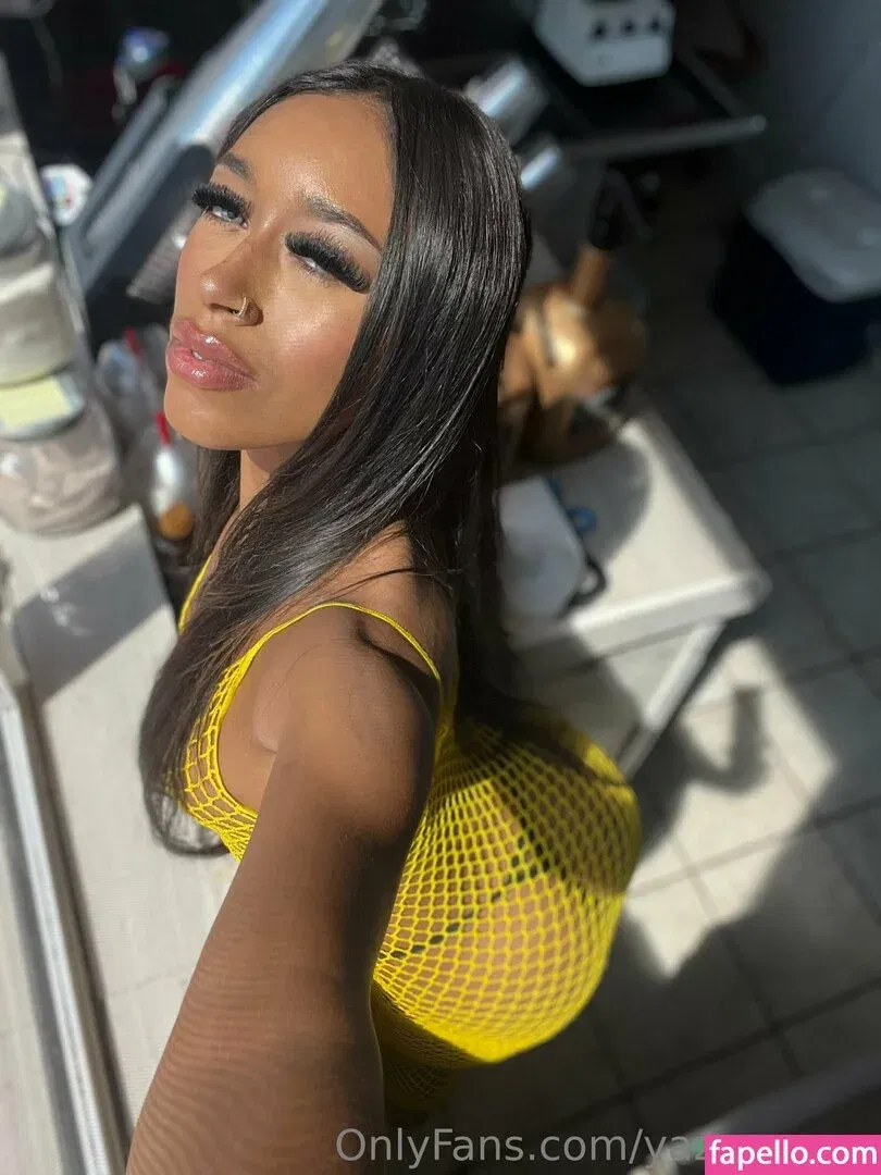 Queen Yasmeena / yazzylonglegs / yazzyyams Onlyfans Photo Gallery 