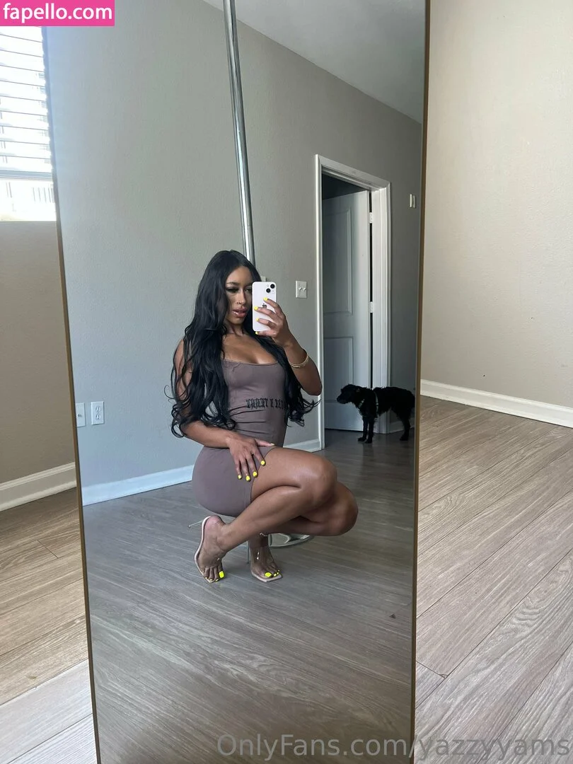 Queen Yasmeena / yazzylonglegs / yazzyyams Onlyfans Photo Gallery 