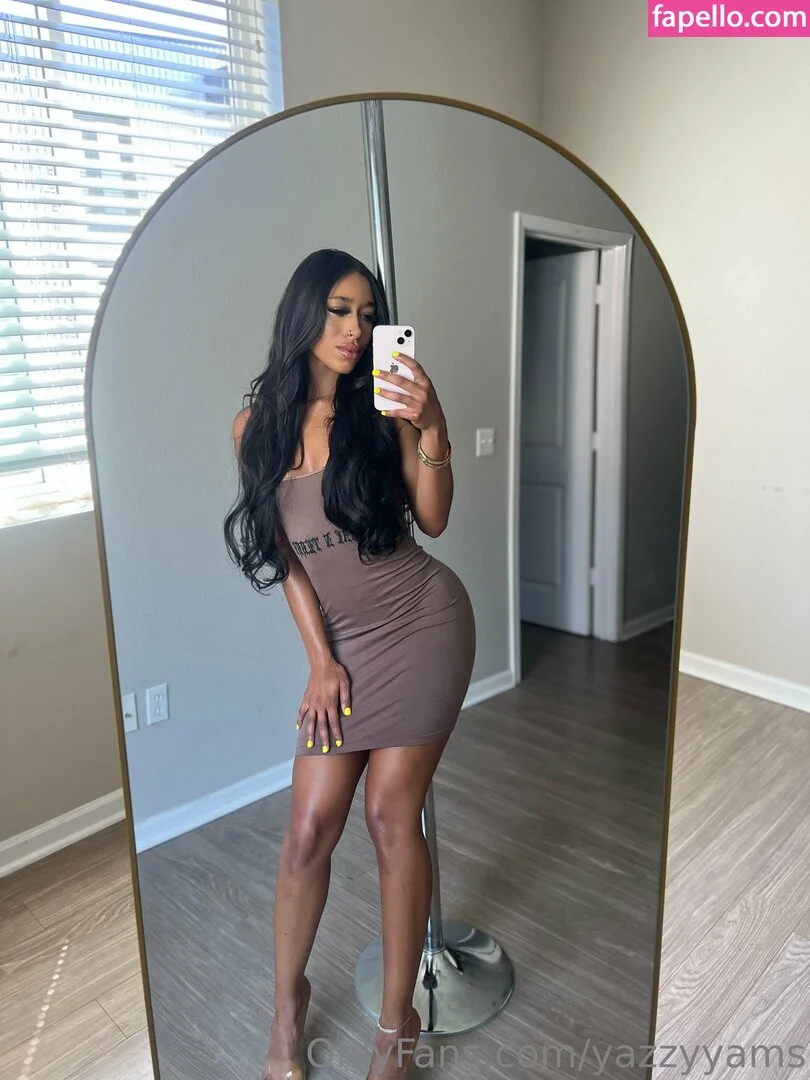 Queen Yasmeena / yazzylonglegs / yazzyyams Onlyfans Photo Gallery 