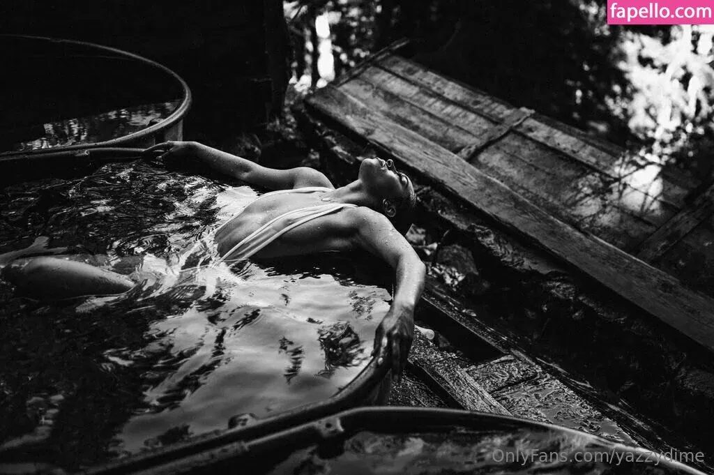 Queen Yasmeena / yazzylonglegs / yazzyyams Onlyfans Photo Gallery 