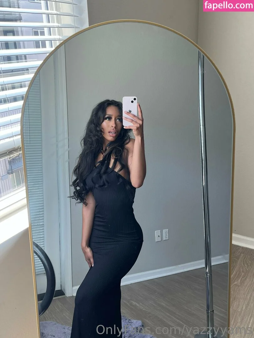 Queen Yasmeena / yazzylonglegs / yazzyyams Onlyfans Photo Gallery 