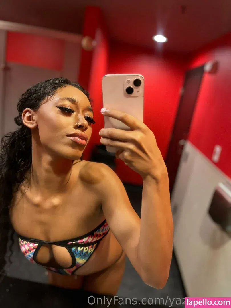 Queen Yasmeena / yazzylonglegs / yazzyyams Onlyfans Photo Gallery 