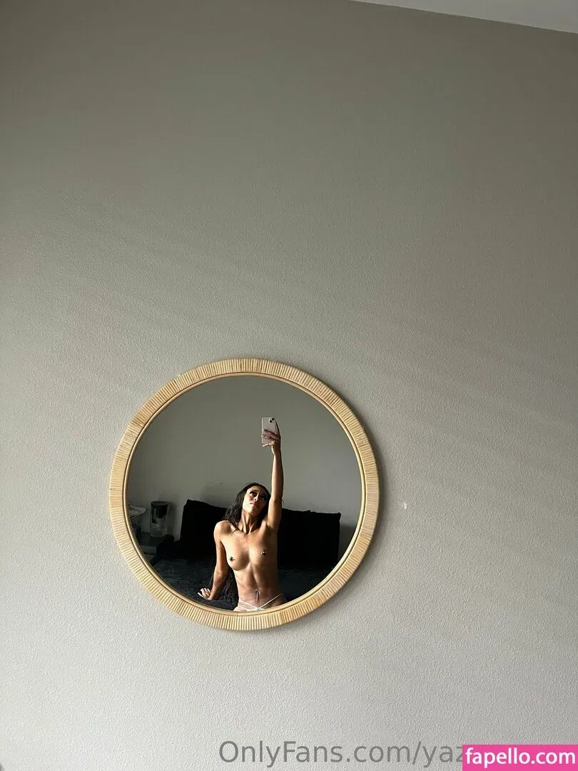 Queen Yasmeena / yazzylonglegs / yazzyyams Onlyfans Photo Gallery 