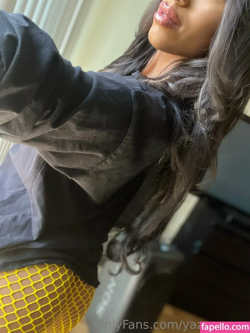 Queen Yasmeena / yazzylonglegs / yazzyyams Onlyfans Photo Gallery 