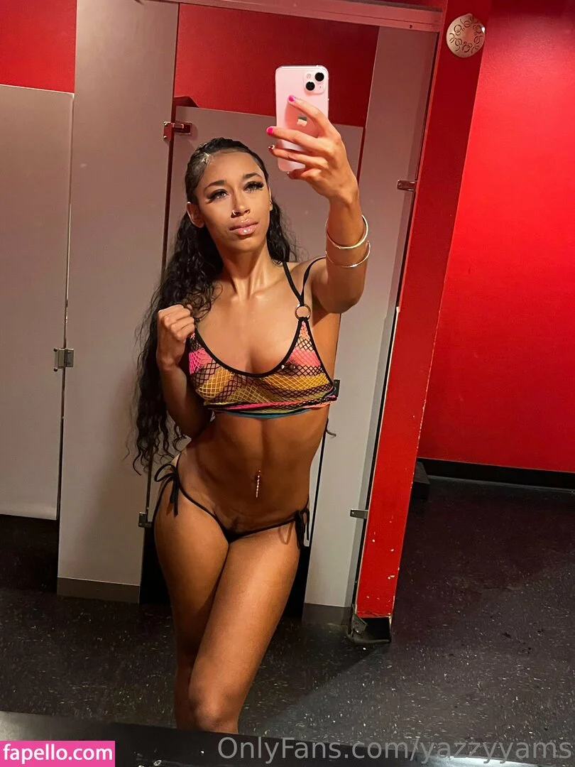 Queen Yasmeena / yazzylonglegs / yazzyyams Onlyfans Photo Gallery 