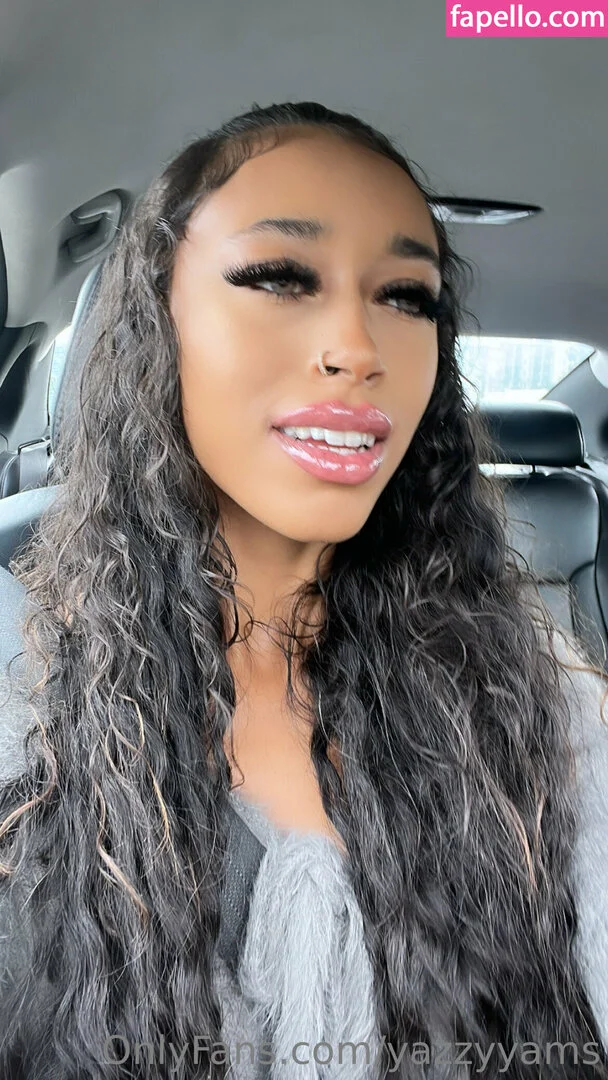 Queen Yasmeena / yazzylonglegs / yazzyyams Onlyfans Photo Gallery 