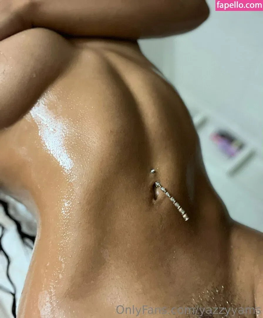 Queen Yasmeena / yazzylonglegs / yazzyyams Onlyfans Photo Gallery 