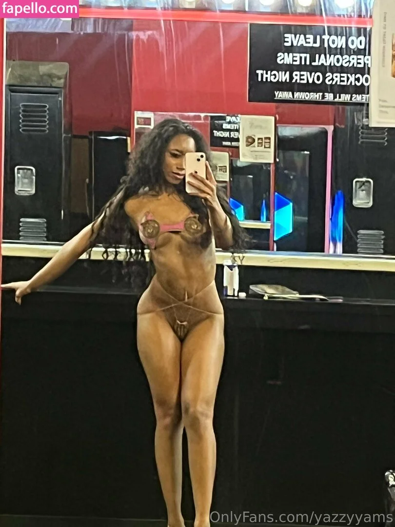 Queen Yasmeena / yazzylonglegs / yazzyyams Onlyfans Photo Gallery 