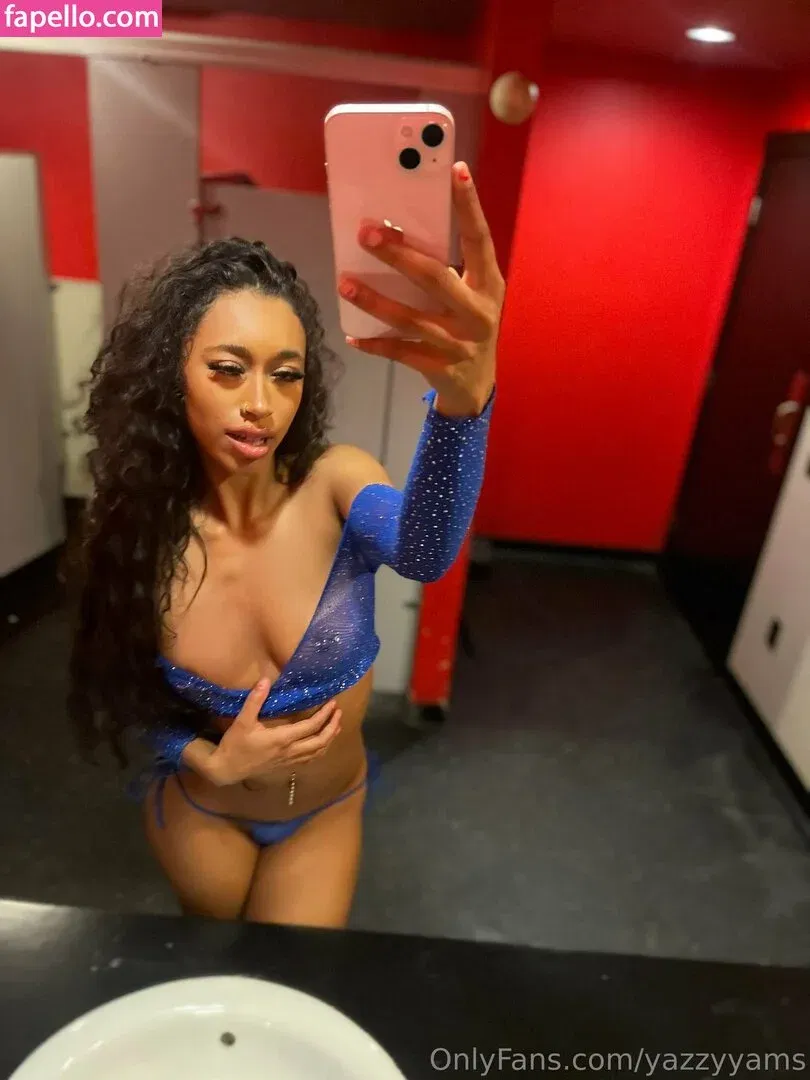 Queen Yasmeena / yazzylonglegs / yazzyyams Onlyfans Photo Gallery 