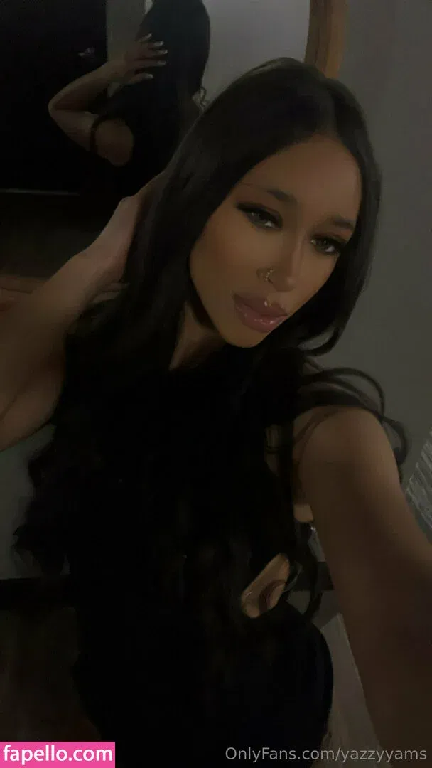 Queen Yasmeena / yazzylonglegs / yazzyyams Onlyfans Photo Gallery 